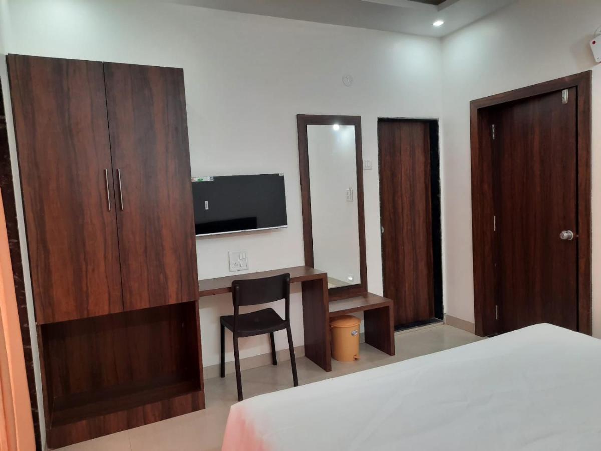 Raapan Beach Resort Малван Екстер'єр фото