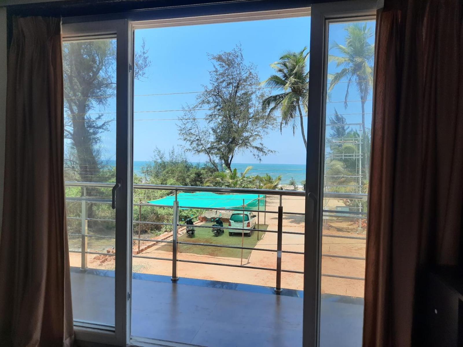 Raapan Beach Resort Малван Екстер'єр фото