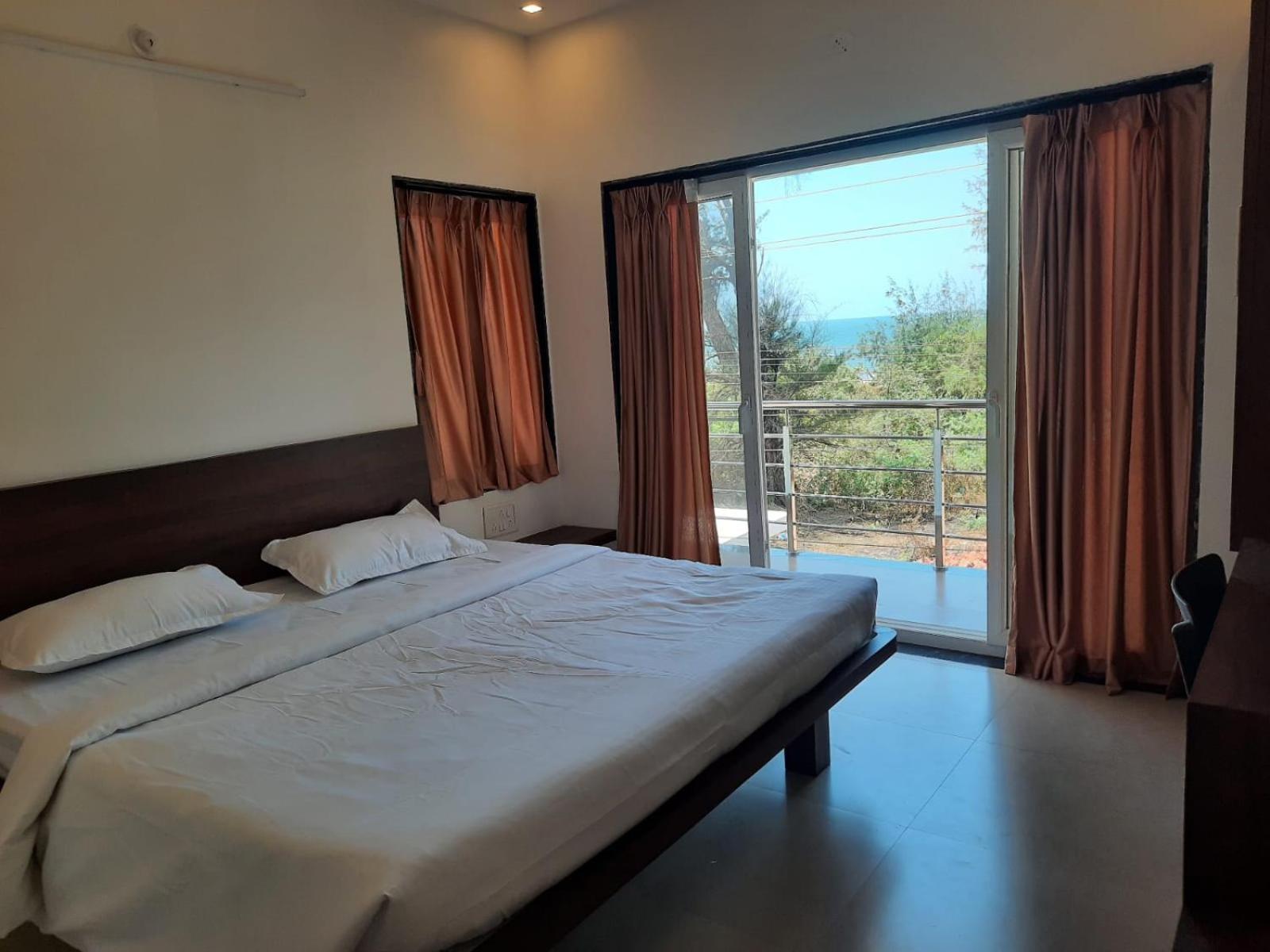Raapan Beach Resort Малван Екстер'єр фото